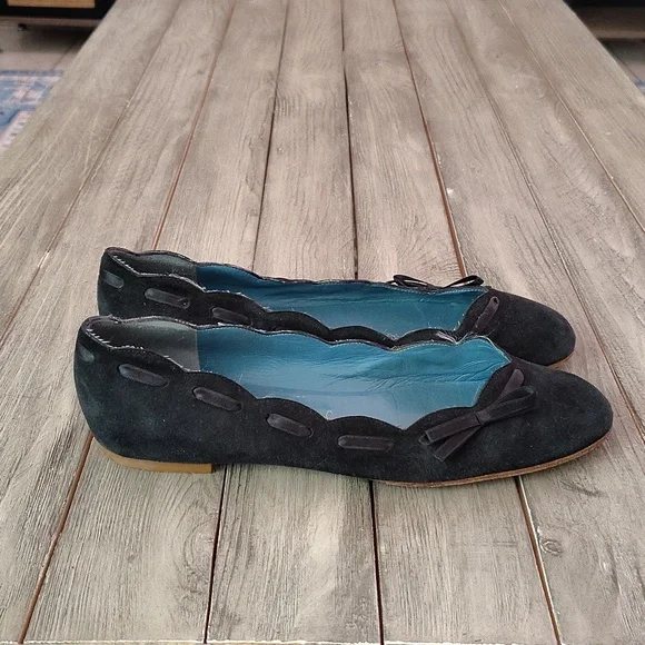 Marc Jacobs Navy Scalloped Bow Detail Suede Flats Size Woman's 9 - Picture 6 of 10